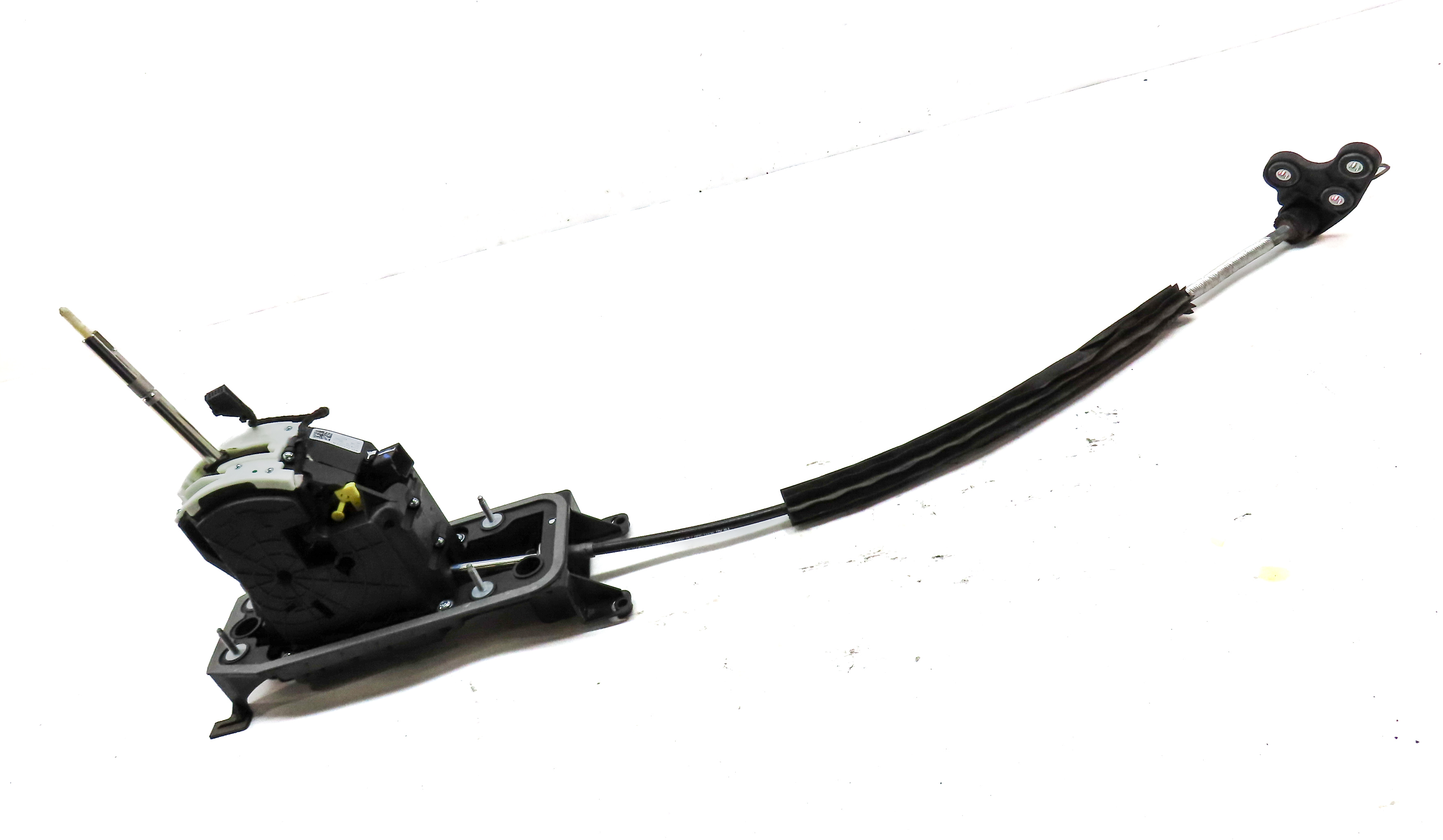 2016-2020 AUDI A3 (8V 8VF 8Y) TRANSMISSION GEAR SHIFTER SHIFT BOX w/ CABLE — exact item pictured